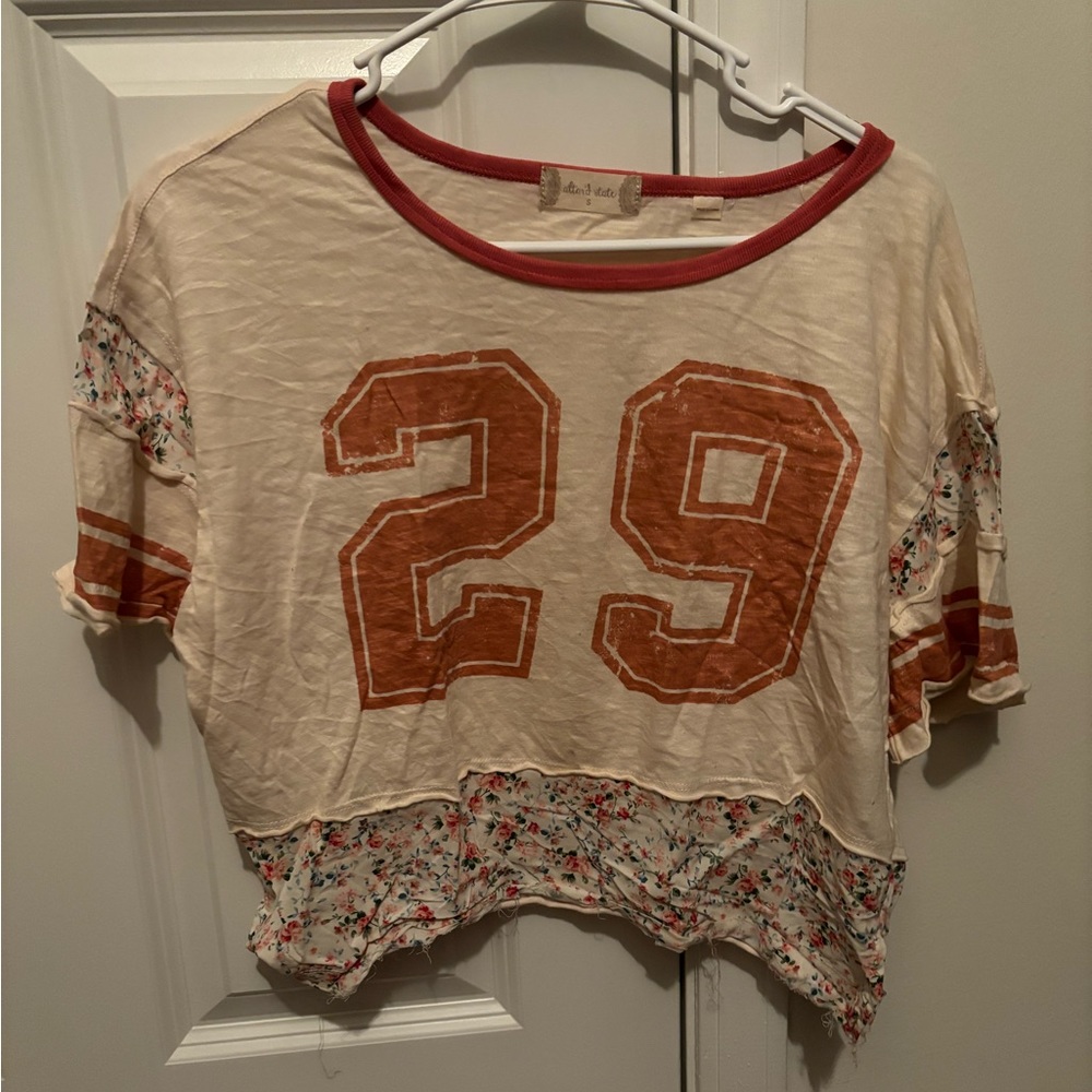Altard State graphic tee size small
